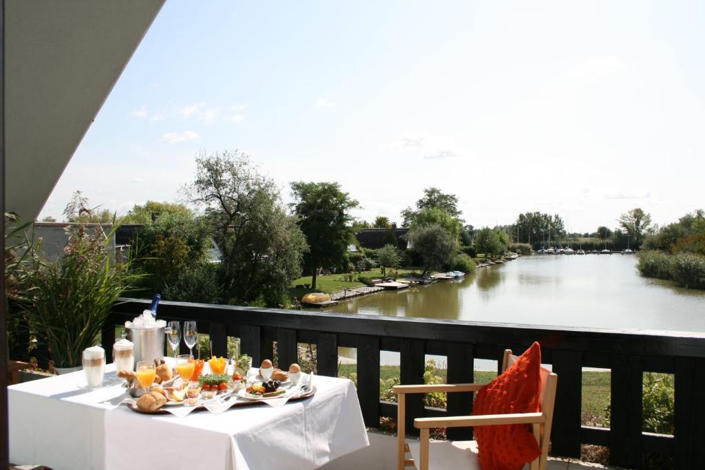 Hoteldorf Seepark Weiden Weiden am See Ruang foto
